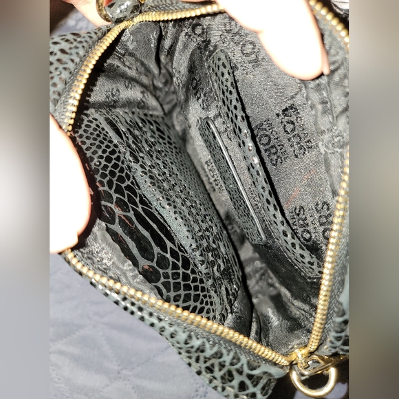 MK crossbody python print (small) EUC - Picture 3 of 4
